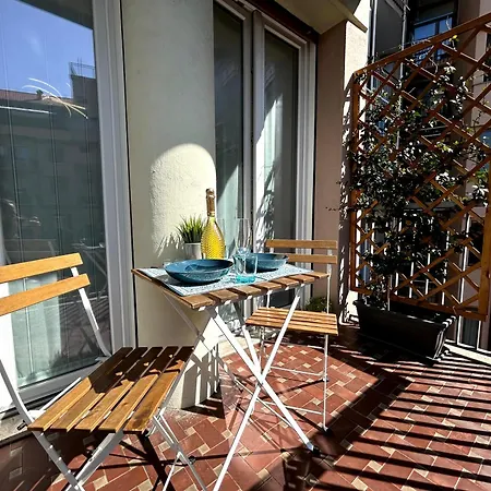 Porta Susa Bright Nest, With Ac And Wifi Torino